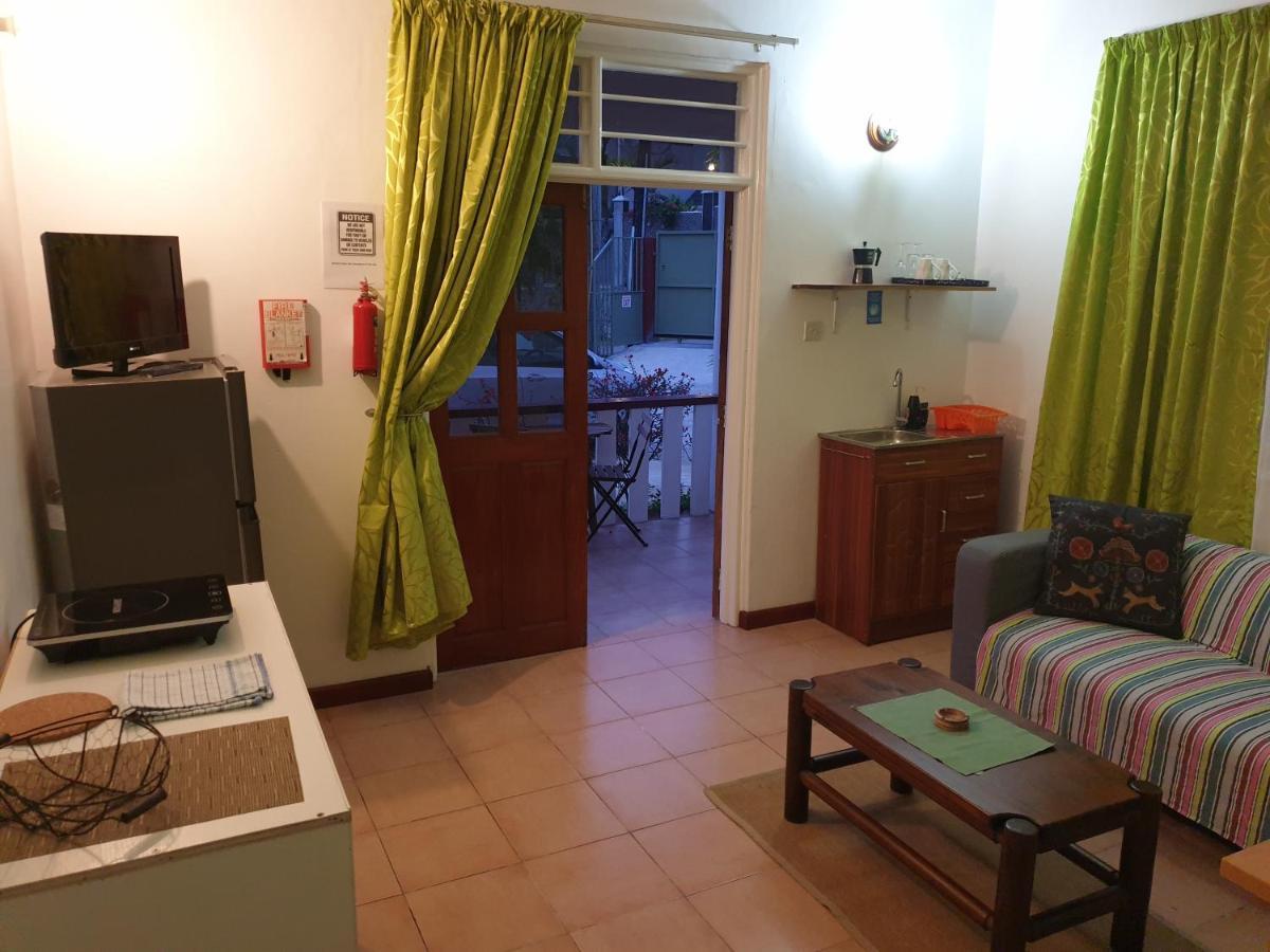 La Maison Hibiscus Beau Vallon  Exterior foto